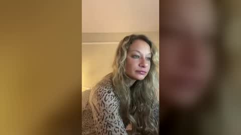 onaswims online show from 7, 8, 2026