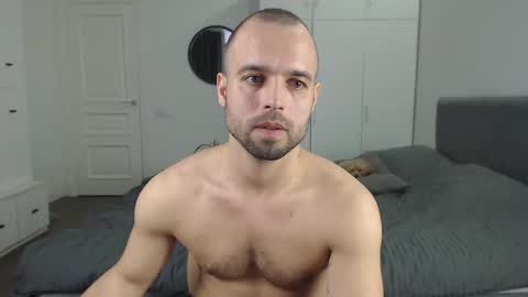 onebestlover online show from 16, 2, 2025