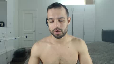 onebestlover online show from 27, 11, 2025