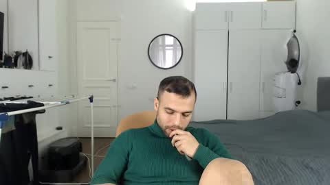 onebestlover online show from 18, 2, 2026