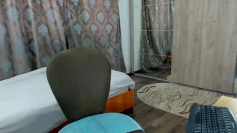 Snapshot of oneboy1x1 chatting on 11, 7, 2026 oneboy1x1 online show from 11, 7, 2026