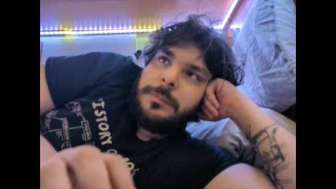 onecrew1 online show from 20, 9, 2025