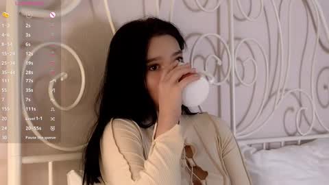 Lexi online show from 27, 2, 2025