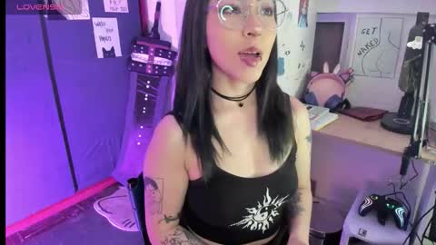 Snapshot of oni_dakotta chatting on 29, 9, 2025 oni_dakotta online show from 29, 9, 2025