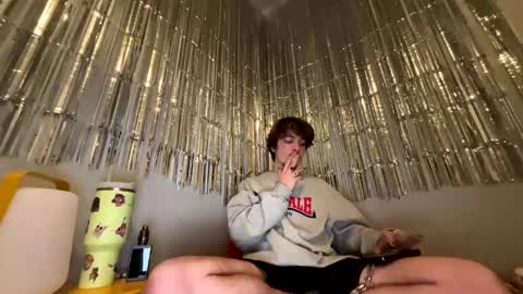 Snapshot of only_french_boy chatting on 25, 12, 2024 French-boy online show from 25, 12, 2024