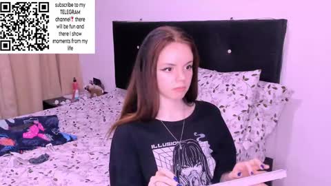 only_sarah1 online show from 12, 12, 2024