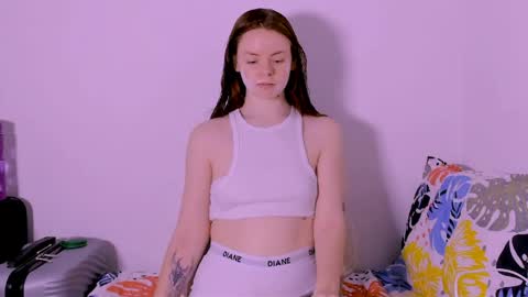 only_sarah1 online show from 10, 4, 2026