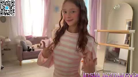 Snapshot of onlykitty_chillhere chatting on 17, 7, 2026 BARBARA online show from 17, 7, 2026