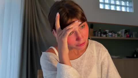 Helen online show from 14, 7, 2026