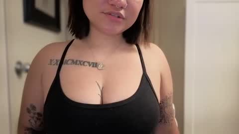 Miss Girly online show from 17, 4, 2026