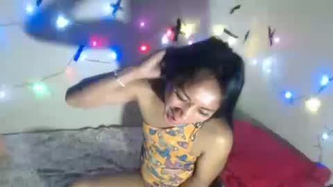 Snapshot of ooosexyasscockooo chatting on 5, 2, 2025 Yummy-Poccahontas online show from 5, 2, 2025