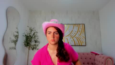 Snapshot of ophelia_jade chatting on 24, 6, 2026 Ofelia Mara online show from 24, 6, 2026