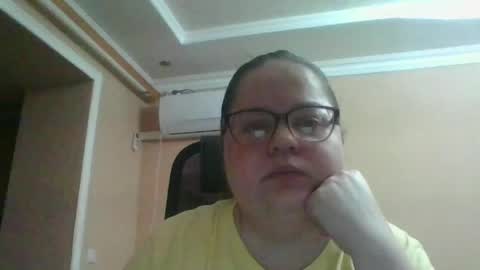 Snapshot of opiumvelour chatting on 10, 6, 2026 opiumvelour online show from 10, 6, 2026