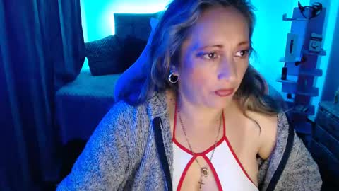 oriana_100 online show from 1, 2, 2025