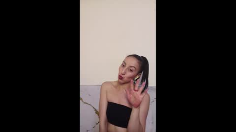 Snapshot of oriana_111 chatting on 14, 6, 2026 oriana_111 online show from 14, 6, 2026
