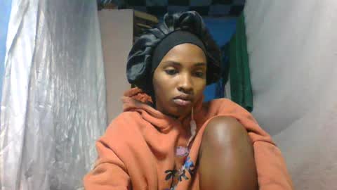 Snapshot of orianie064 chatting on 13, 7, 2026 orianie064 online show from 13, 7, 2026