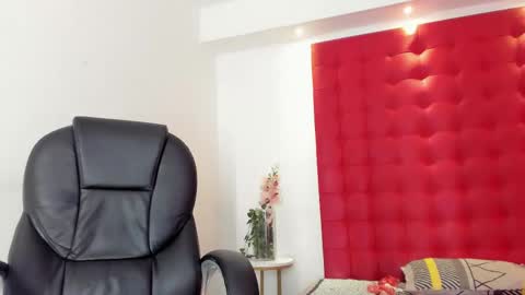 Snapshot of orion_perla chatting on 15, 2, 2025 orion y perla online show from 15, 2, 2025