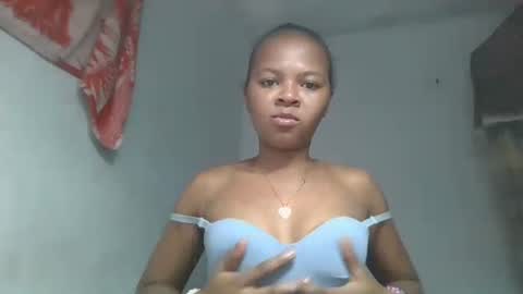 ornellahhh online show from 22, 10, 2025