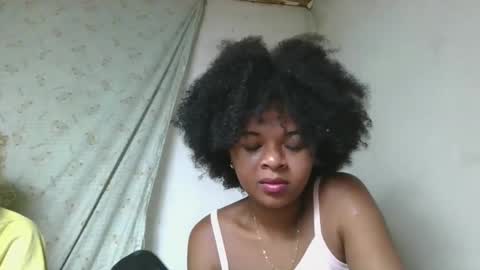 ornellahhh online show from 22, 12, 2025