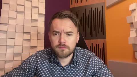 Snapshot of oscarsavage chatting on 1, 2, 2025 Oscar Steel Savage online show from 1, 2, 2025