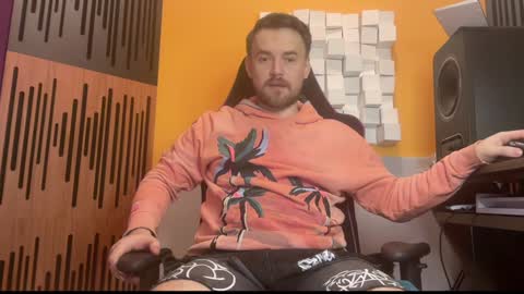 Snapshot of oscarsavage chatting on 2, 2, 2025 Oscar Steel Savage online show from 2, 2, 2025