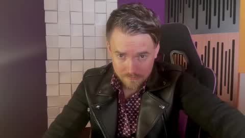 Snapshot of oscarsavage chatting on 1, 3, 2025 Oscar Steel Savage online show from 1, 3, 2025