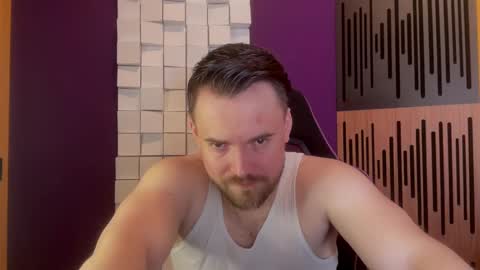 Snapshot of oscarsavage chatting on 1, 3, 2025 Oscar Steel Savage online show from 1, 3, 2025