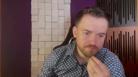 Snapshot of oscarsavage chatting on 2, 3, 2025 Oscar Steel Savage online show from 2, 3, 2025