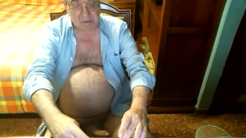 Snapshot of oscarw chatting on 20, 5, 2026 Oscar online show from 20, 5, 2026