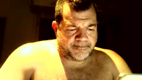 Snapshot of osolicencioso chatting on 10, 10, 2025 Oso Licencioso online show from 10, 10, 2025