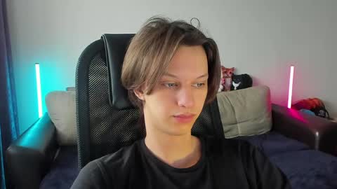 Snapshot of ostin_meoww chatting on 21, 5, 2026 Ostin online show from 21, 5, 2026