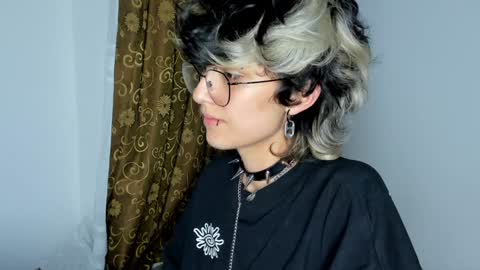 Otto 3 online show from 17, 12, 2024