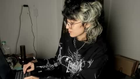 Otto 3 online show from 12, 3, 2025