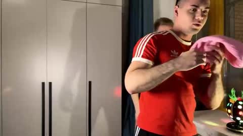 Oukorok online show from 8, 1, 2026