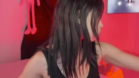 Snapshot of ounla_sweet chatting on 4, 8, 2026 ounla sweet online show from 4, 8, 2026