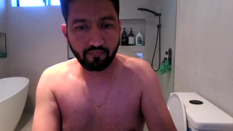 Snapshot of outdoornakedguy11_007 chatting on 4, 8, 2026 outdoornakedguy11_007 online show from 4, 8, 2026