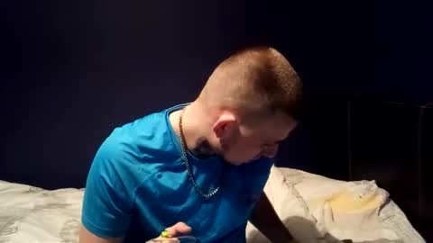 Snapshot of owen162462 chatting on 9, 11, 2025 Owen kayz online show from 9, 11, 2025