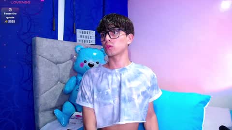 Snapshot of owenblue__ chatting on 27, 12, 2024 Owen Independent model online show from 27, 12, 2024