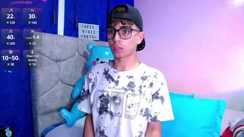 Snapshot of owenblue__ chatting on 31, 12, 2024 Owen Independent model online show from 31, 12, 2024