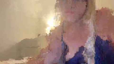 oxajxo online show from 10, 3, 2026