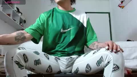 Snapshot of oxxy_jean chatting on 12, 7, 2026 Jeannifer online show from 12, 7, 2026