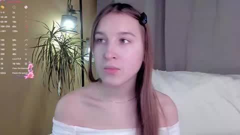 Caroline or just Lina online show from 30, 11, 2025