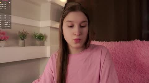 Caroline or just Lina online show from 19, 2, 2026