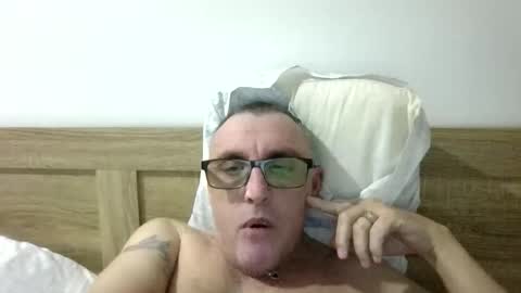 Snapshot of ozzie_male77 chatting on 20, 9, 2025 Brian online show from 20, 9, 2025