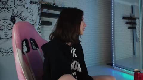 Alice online show from 10, 12, 2024