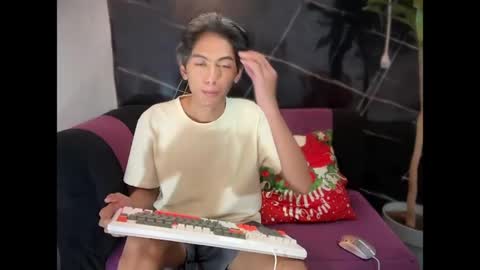 p1noytwink_xel online show from 19, 4, 2026