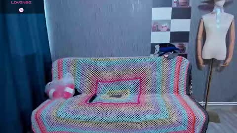 Ella online show from 3, 11, 2025