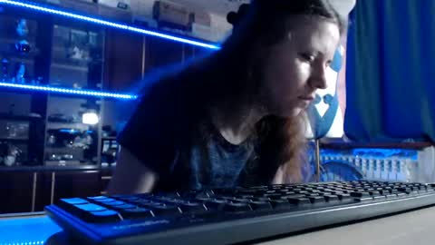 Snapshot of pa1e_pr1ncess chatting on 29, 4, 2026 Ella online show from 29, 4, 2026