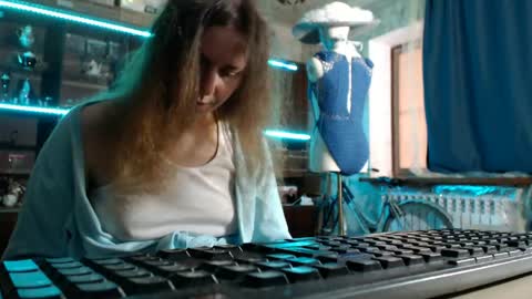 Snapshot of pa1e_pr1ncess chatting on 4, 5, 2026 Ella online show from 4, 5, 2026