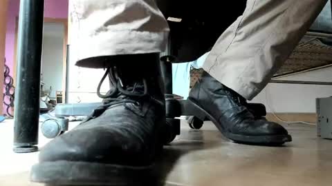 Snapshot of pablomenesssl chatting on 1, 7, 2026 Pablo Meness online show from 1, 7, 2026